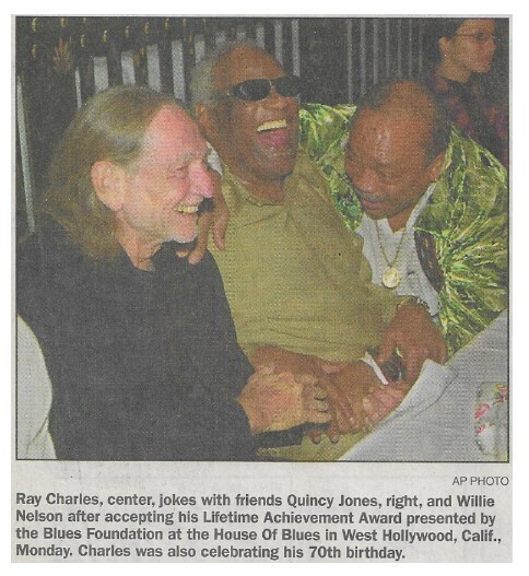 Charles, Ray / West Hollywood, CA (with Willie Nelson + Quincy Jones) | Newspaper Photo | October 2000