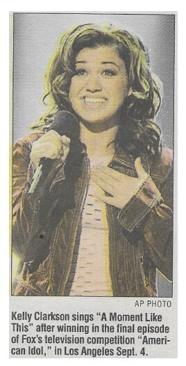 Clarkson, Kelly / Los Angeles, CA (American Idol) | Newspaper Photo | September 2002