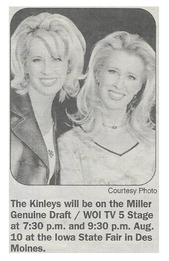 Kinleys, The / Iowa State Fair | Newspaper Photo | August 2001