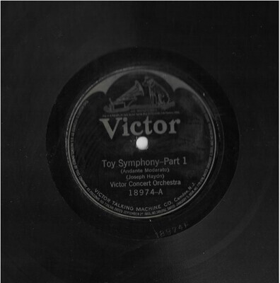 Victor Concert Orchestra / Toy Symphony | Victor 18974 | 10 Inch Shellac Single (78 RPM) | 1923