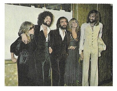 Fleetwood Mac / Group Photo-Standing-Indoors | Magazine Photo | 1977