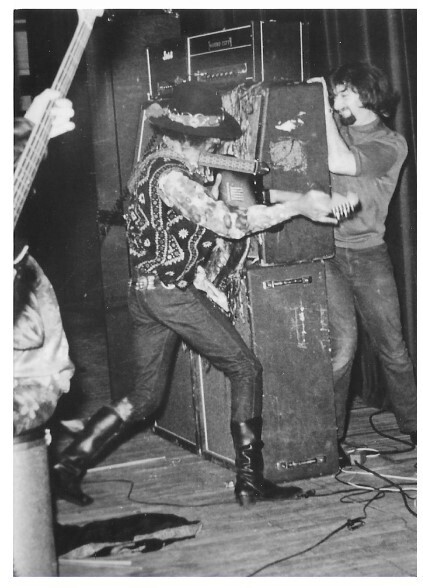 Hendrix, Jimi / Bedfordshire, UK (Woburn Abbey) | July 1968