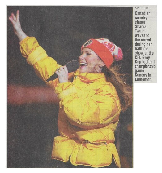 Twain, Shania / Edmonton, Canada (CFL Grey Cup Halftime) | November 2002