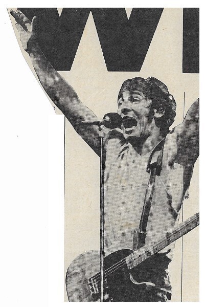 Springsteen, Bruce / On Stage-Arms Outstretched-Mouth Open | 1984