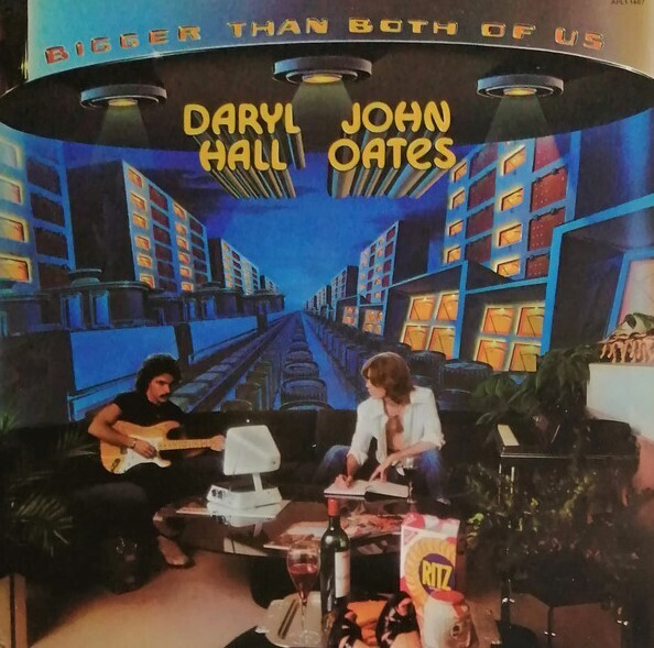 Hall + Oates / Bigger Than Both of Us | RCA Victor APL1-1467 | August 1976