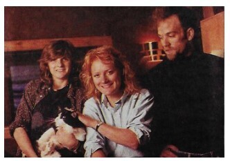 Indigo Girls / 1990: With Michael Stipe and Cat