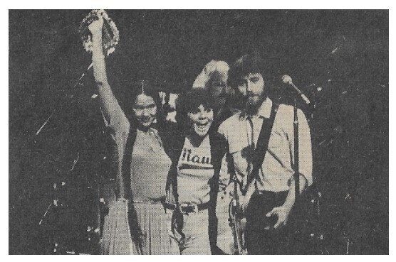 Ronstadt, Linda / On Stage with J.D. Souther and Nicolette Larson