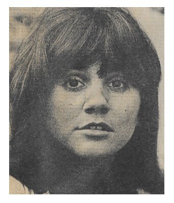 Ronstadt, Linda / Early Closeup