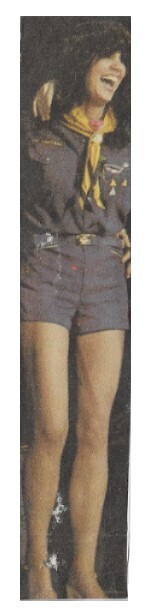 Ronstadt, Linda / 1977: On Stage-Wearing Cub Scout Uniform #2