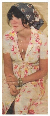 Ronstadt, Linda / Sitting-Wearing Scarf-Flowered Dress / 1976