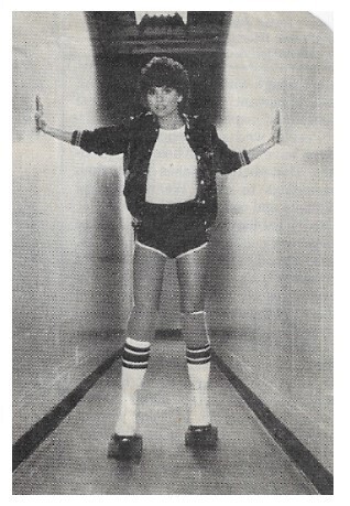 Ronstadt, Linda / In Hallway Wearing Roller Skates / 1978