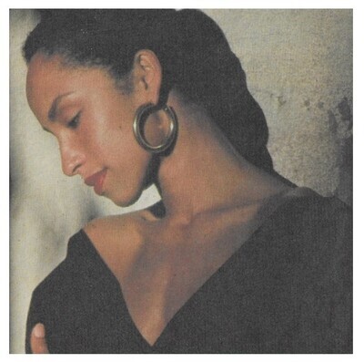 Sade / 1988: Looking Down-Profile-V-Neck Top