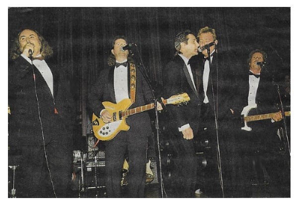 Byrds, The / On Stage - Rock 'N' Roll Hall of Fame / 1991