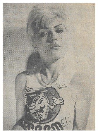 Blondie / 1977: Debbie Harry Wearing Boy Howdy-Creem T-Shirt