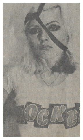 Blondie / 1970s: Debbie Harry with Band Around Head-&quot;Rocker&quot; T-Shirt