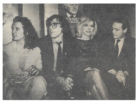 Blondie / 1980: Debbie Harry-Chris Stein-Sitting (with 2 Others)