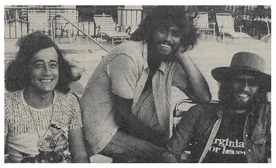 Bee Gees / 1980: On Beach-Relaxed
