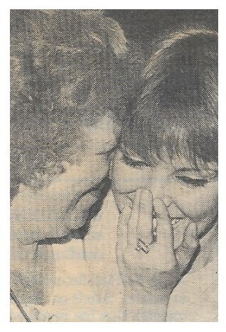 Benatar, Pat / 1981: Pat with Her Mother-Closeup