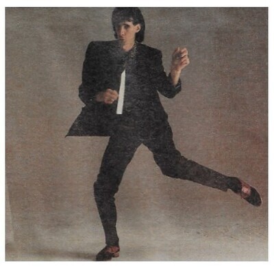 Cars, The / 1980: Ric Ocasek On One Foot-White Tie