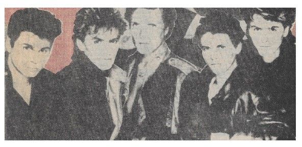Duran Duran / Group Photo - Simon in Center