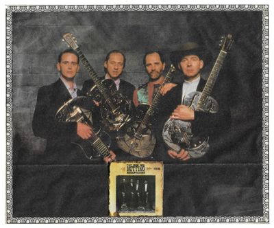 Notting Hillbillies, The / Group Photo - Mark Knopfler 2nd from Left / 1990