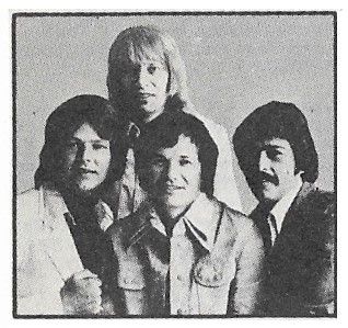 Bread / Group Photo - David Gates Front Center (1970s)