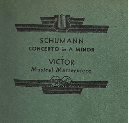 Cortot, Alfred / Schumann: Concerto in A Minor (Op. 54) (1934) / RCA Victor Red Seal AM-39 (Album, 12" Shellac) / 4 Record Set