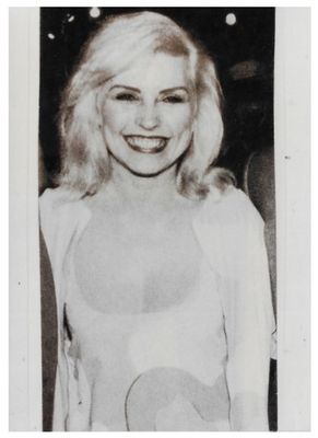 Harry, Debbie / Smiling, Low-Cut Swirl Dress (1987)