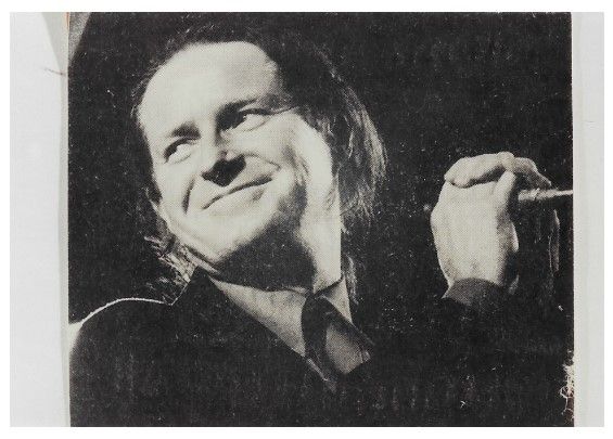 Henley, Don / On Stage-Smiling-Looking to His Right (1990)