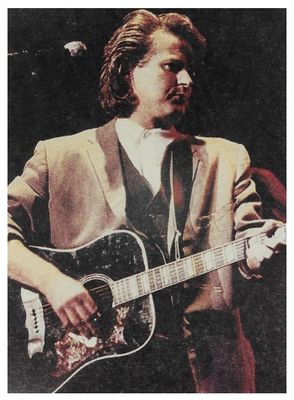 Henley, Don / On Stage-Profile-Black Acoustic Guitar (1987)