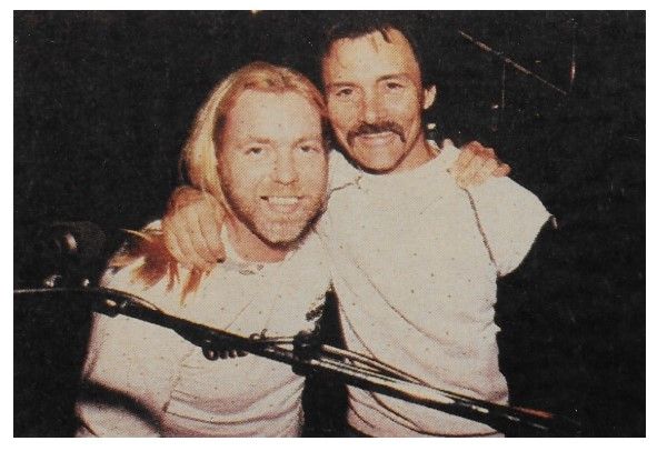Allman Brothers Band / Gregg Allman-Dickey Betts On Stage-Smiling (1986)