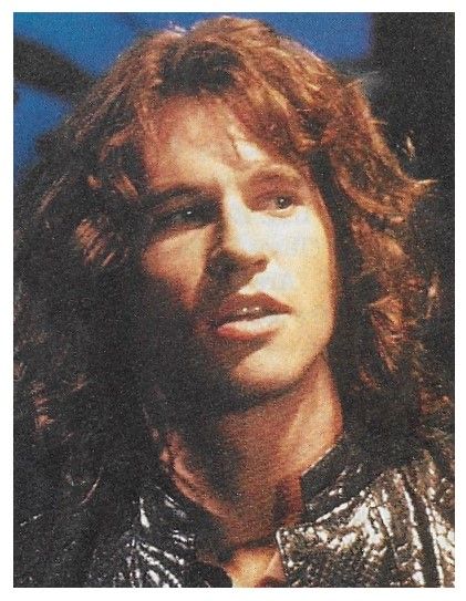 Kilmer, Val / As Jim Morrison-Closeup-Blue Background (1991)