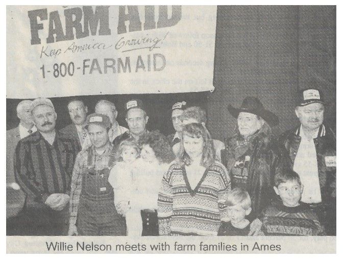 Nelson, Willie / Meets with Iowa Farm Families in Ames (1993)