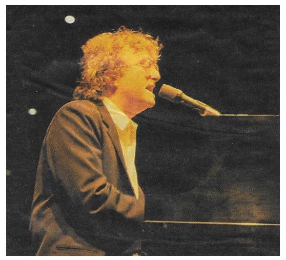 Newman, Randy / On Stage-Brown Jacket-White Shirt (1989)