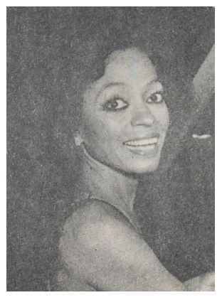Ross, Diana / Closeup-Smiling-Looking to Her Right