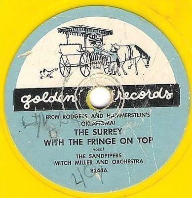Sandpipers, The (+ Mitch Miller) / The Surrey with the Fringe On Top / Golden R-244 (Single, 6" Yellow Vinyl)