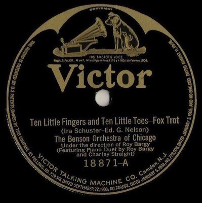 Benson Orchestra of Chicago / Ten Little Fingers and Ten Little Toes (1922) / Victor 18871 (Single, 12&quot; Shellac)
