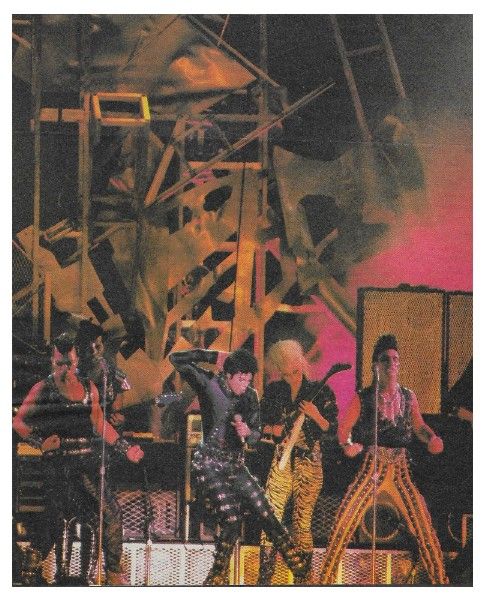 Jackson, Michael / On Stage in Japan-with Dancers and Band (1987)