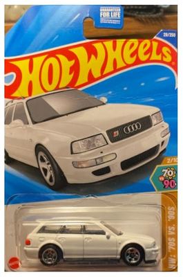 Hot Wheels / &#39;94 Audi Avant RS2 / 2024