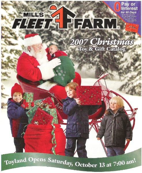 Mills Fleet Farm / Christmas Toy + Gift Catalog | 2007