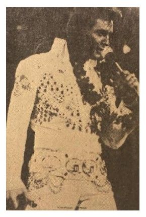 Presley, Elvis / On Stage-Honolulu, HI / 1973