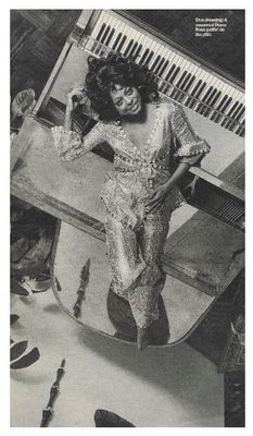 Ross, Diana / A Sequined Diana Ross Puttin' on the Glitz