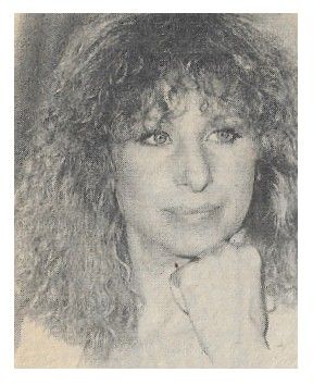 Streisand, Barbra / Closeup-Hand on Chin