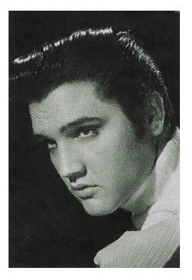Presley, Elvis / Closeup-Dark Background