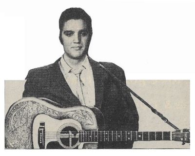 Presley, Elvis / Standing-With Guitar / 1950s