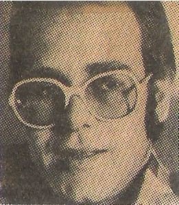 John, Elton / Closeup, Wearing Light Color Glasses | Magazine Photo (1976)