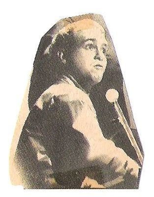 John, Elton / On Stage, No Glasses, Thin Microphone | Magazine Photo (1979)