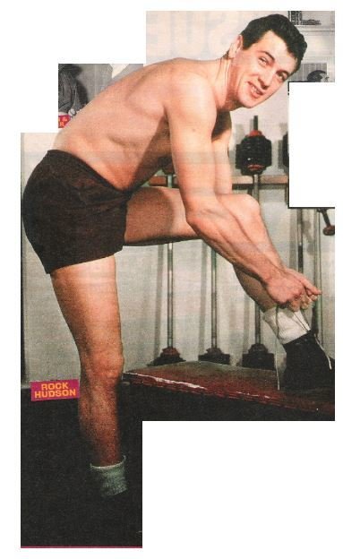 Hudson, Rock / Tying Shoelaces | Magazine Photo with Caption | 2002