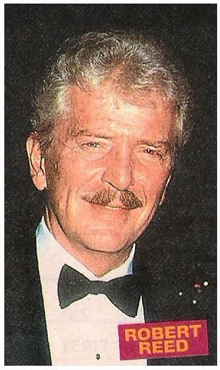 Reed, Robert / Black Suit, Bowtie | Magazine Photo with Caption | 2002
