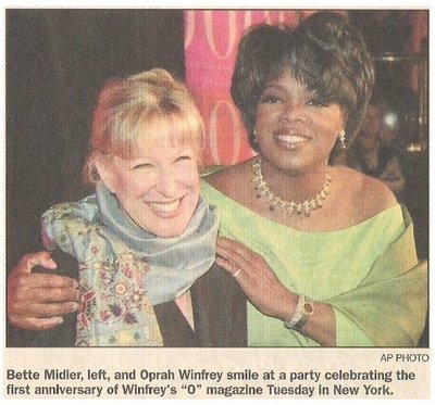 Winfrey, Oprah / Party Celebrating 1st Anniversary of Magazine | Newspaper Photo with Caption | April 2001 | with Bette Midler